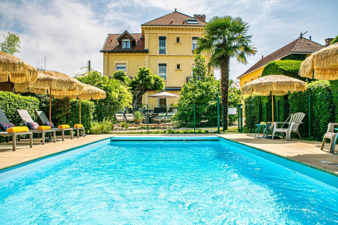 Hotel Des Dauphins Bourgoin-Jallieu Zewnętrze zdjęcie