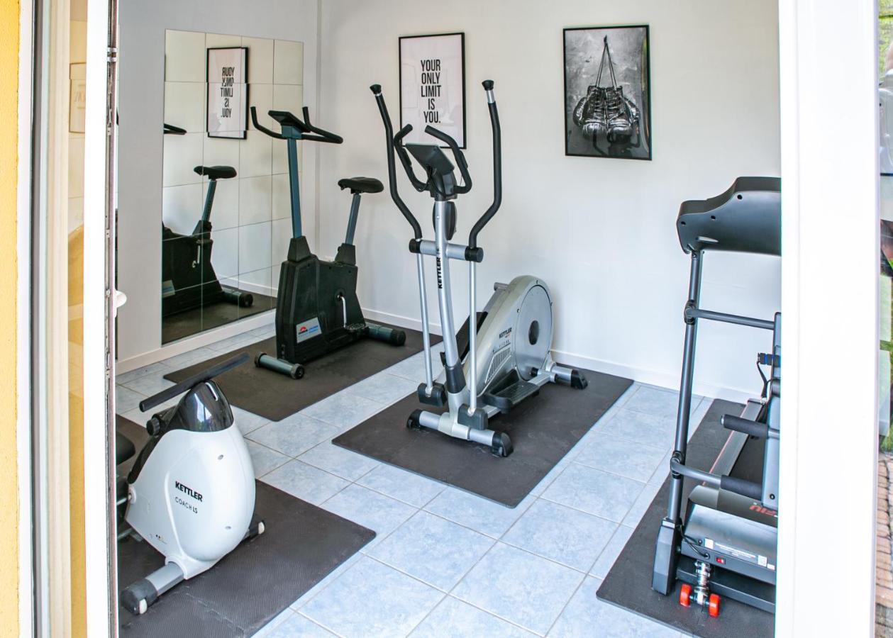 Hotel Des Dauphins Bourgoin-Jallieu Zewnętrze zdjęcie