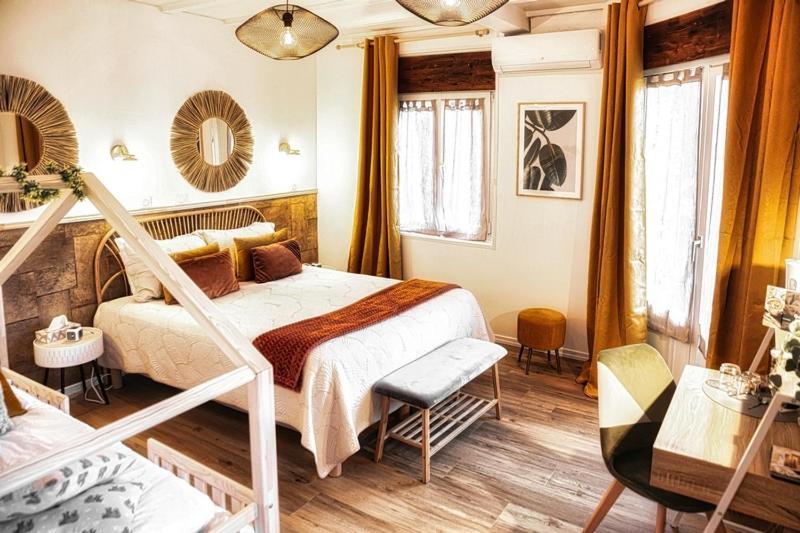 Hotel Des Dauphins Bourgoin-Jallieu Zewnętrze zdjęcie