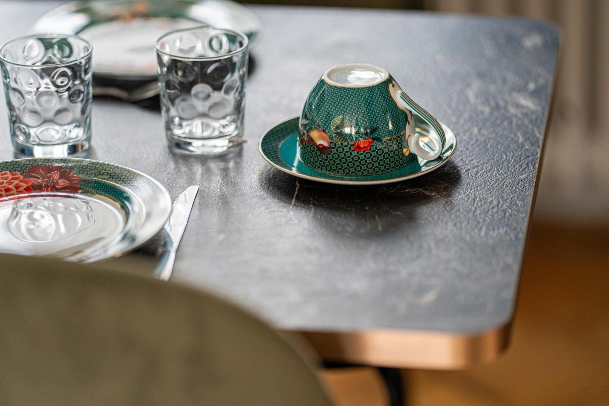 Hotel Des Dauphins Bourgoin-Jallieu Zewnętrze zdjęcie
